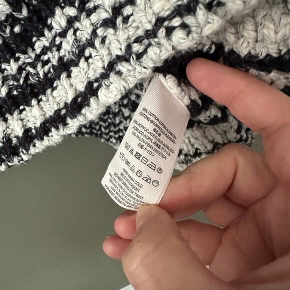 Free People Chunky Knit Button Detail Sweater - S - Picture 6 of 8